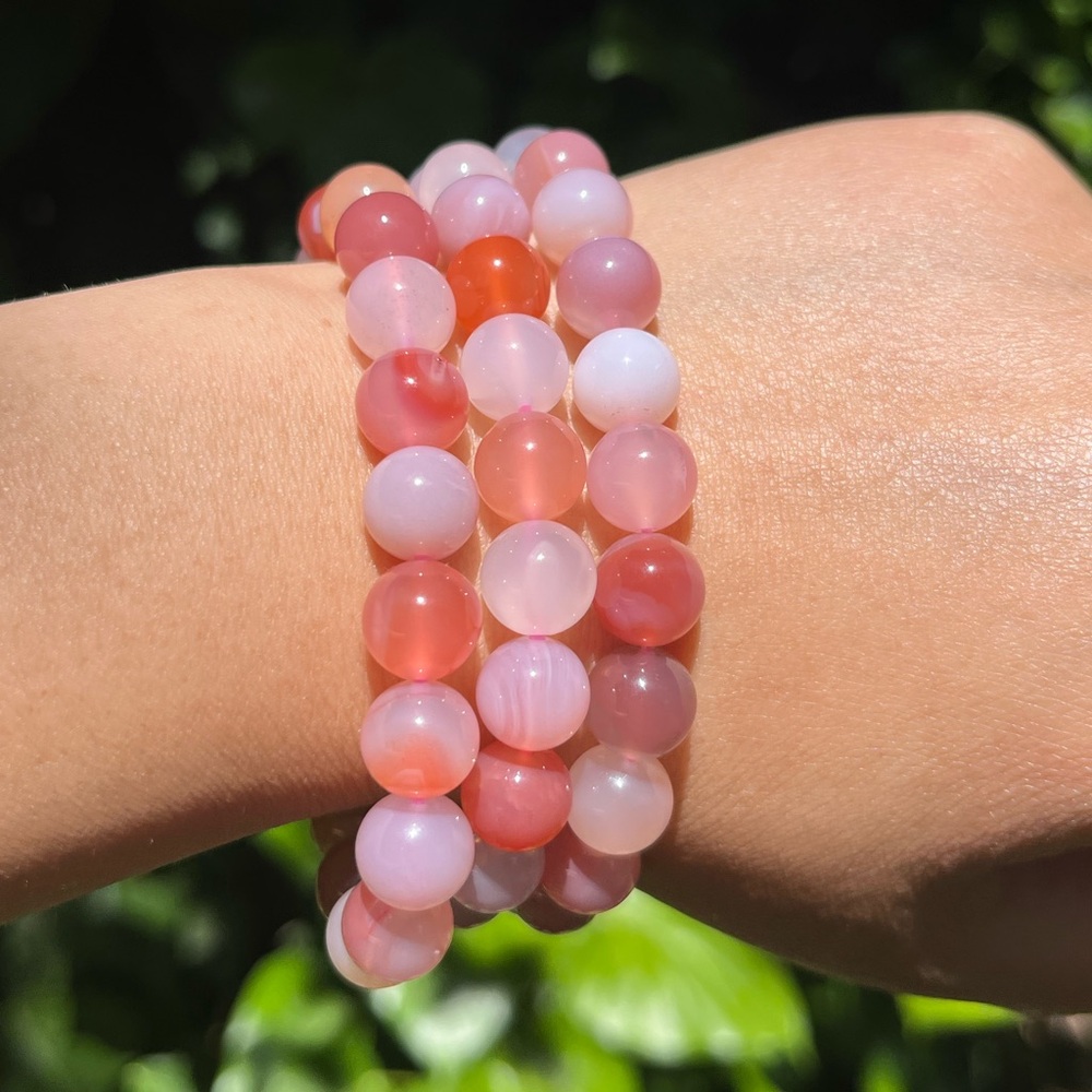 Beautiful 9mm Stretchable‎ Yanyuan Agate bracelet